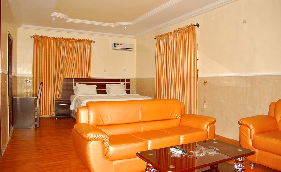 /web/uploads/116/Edinan Hotels and Suites/header-images/hotel_edinan_bsiness suites.jpg